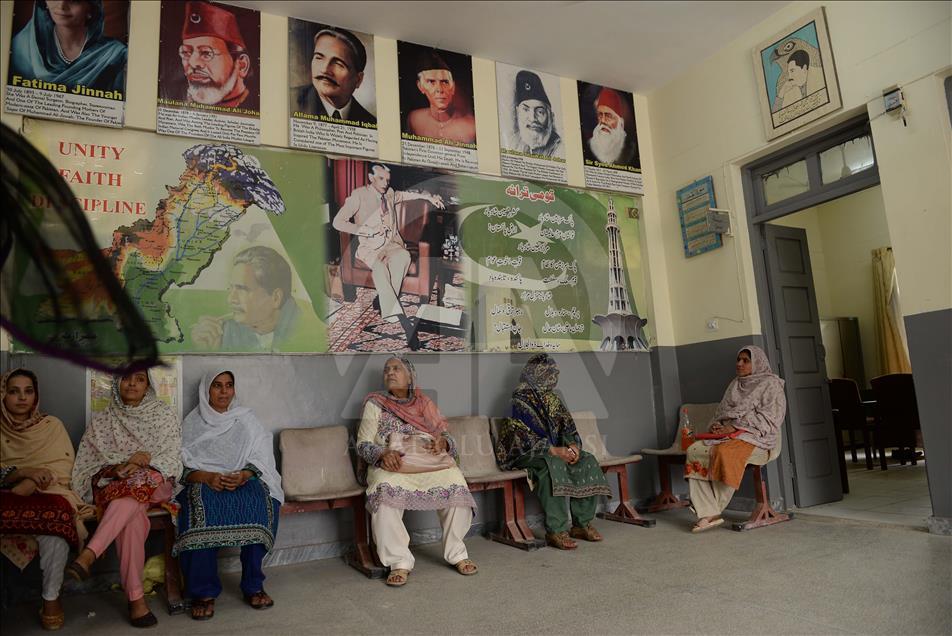 Polls open across Pakistan for general elections