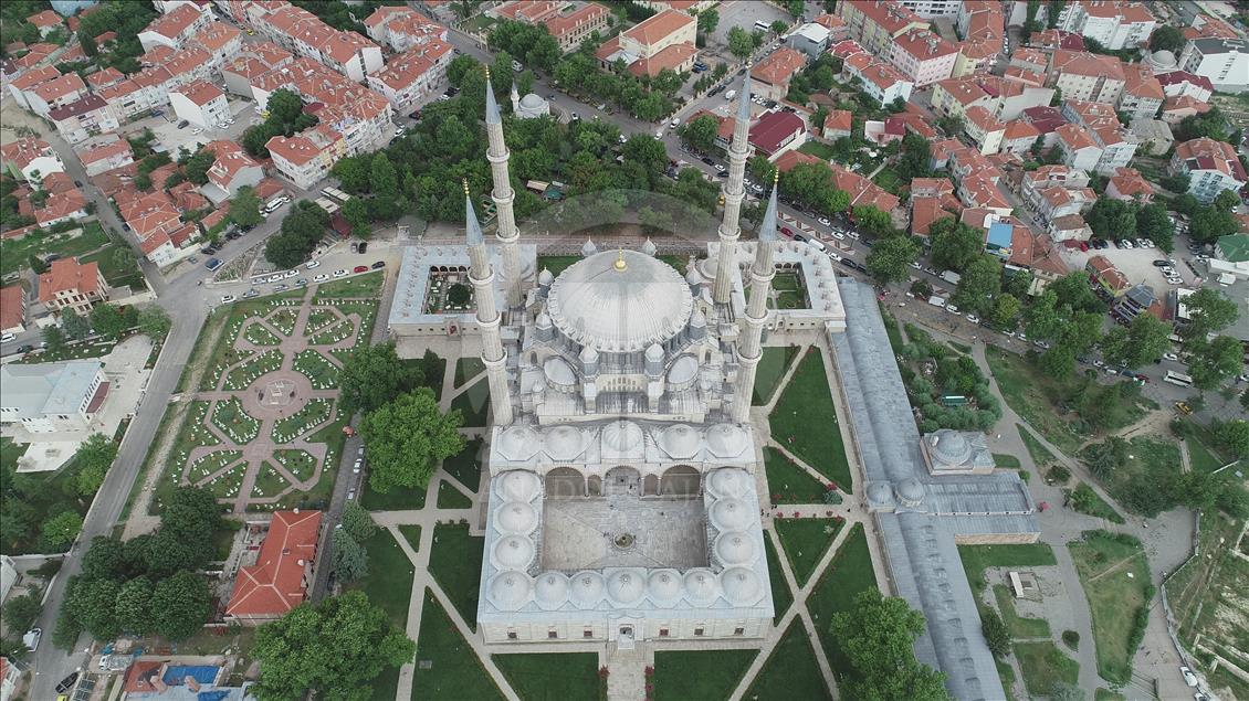 Мечеть Селимие - шедевр османской архитектуры
