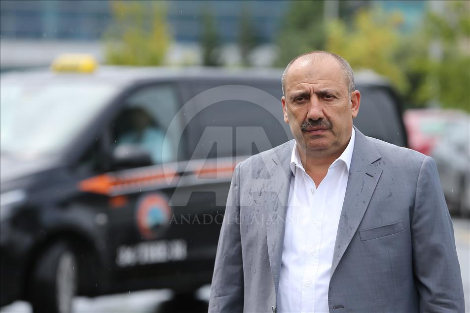 Havalimanı yolcuları renkli taksileri sevdi