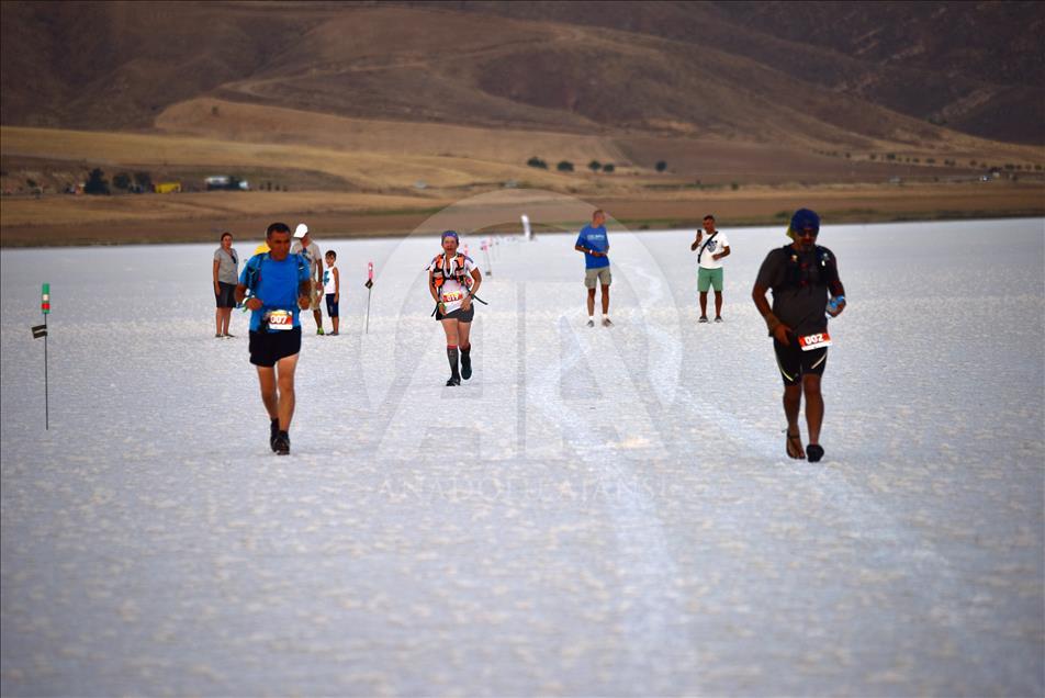 Tuz Gölü Ultra Maratonunu