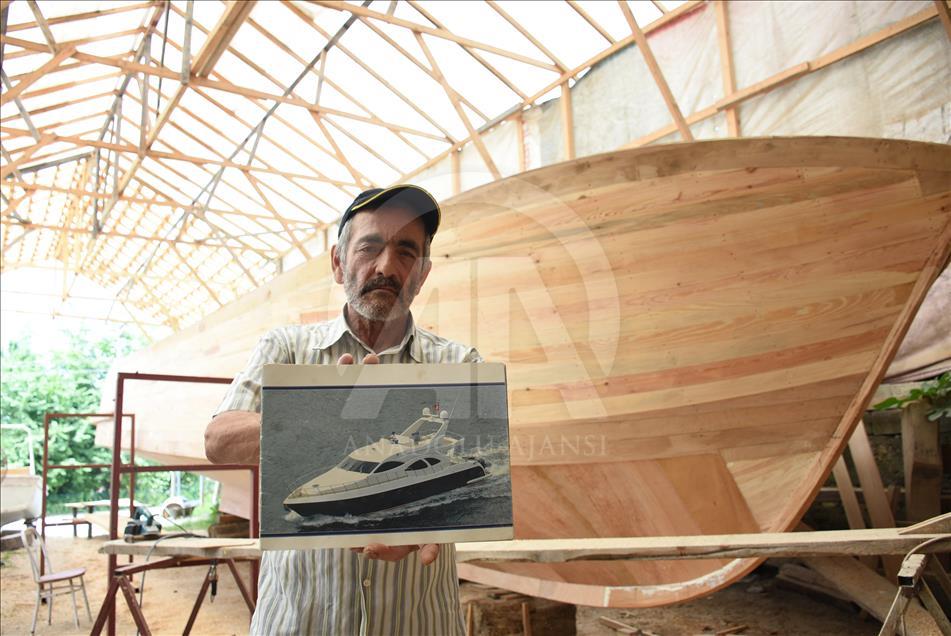 Bodrum katında üretip denizle buluşturuyorlar