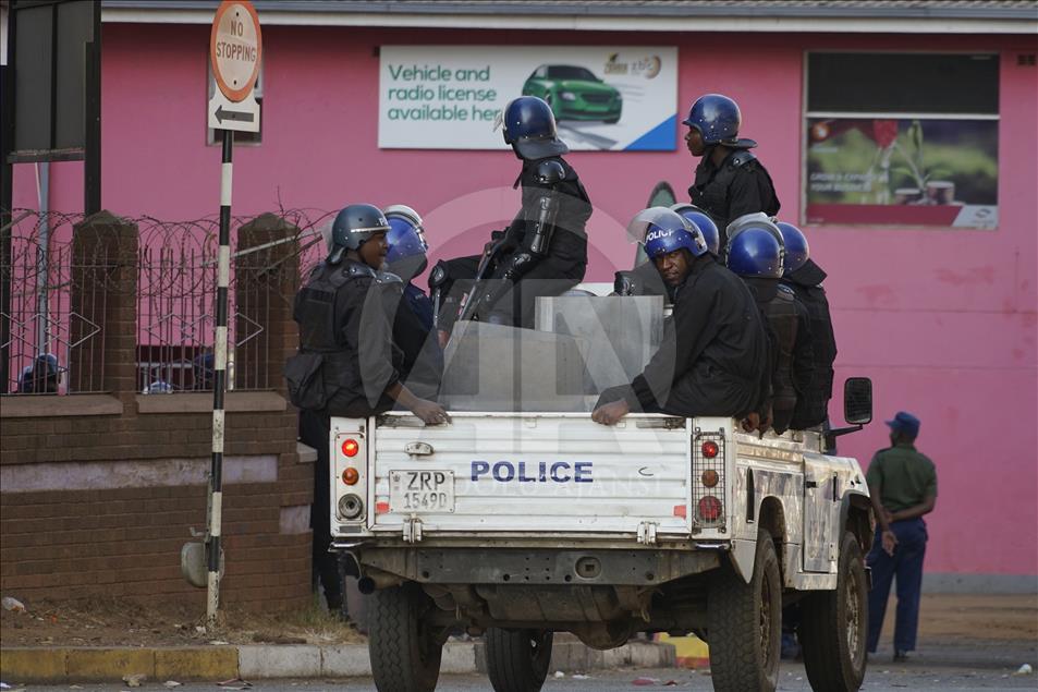 زيمبابوي.. مقتل 3 في احتجاجات رافضة لنتائج الانتخابات البرلمانية
