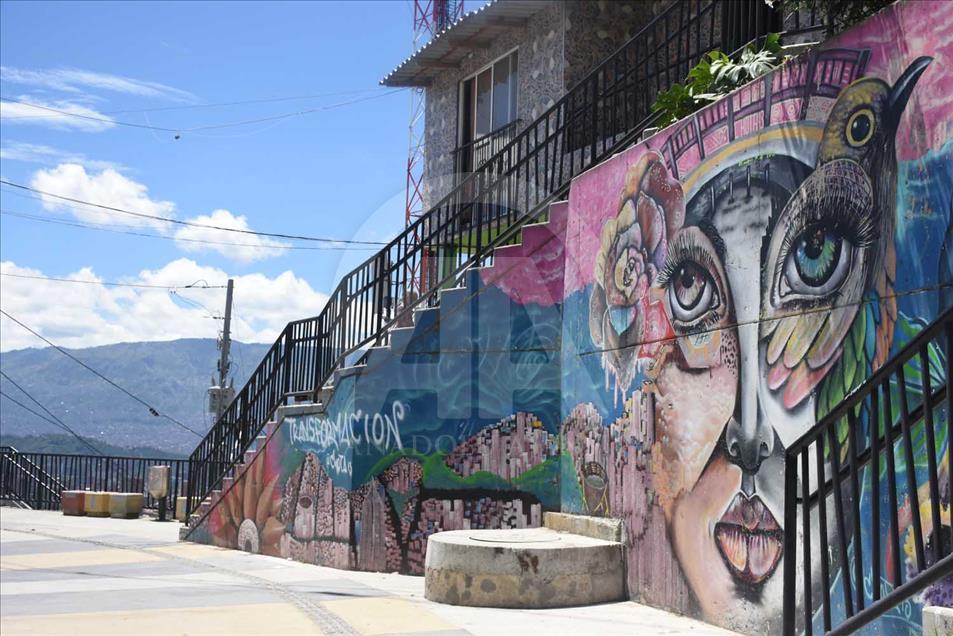 Graffitour en la Comuna 13 de Medellín