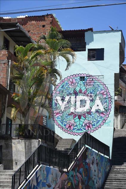 Graffitour en la Comuna 13 de Medellín