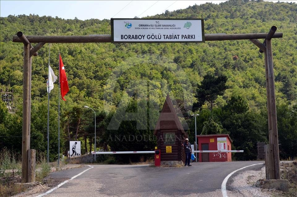 Orta Karadeniz'in "Uzungöl"ü ilgi görüyor