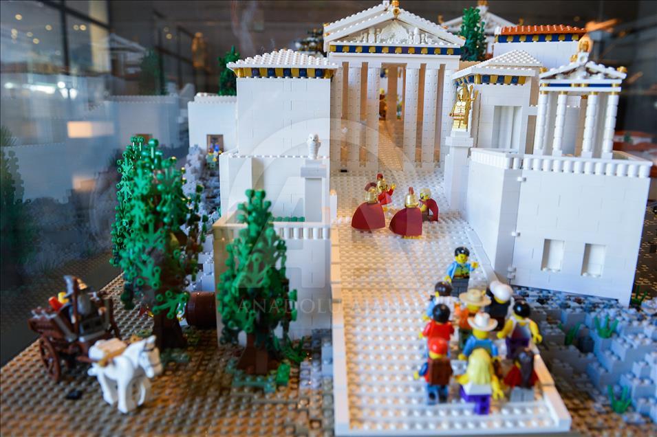 Akropolis'in lego modeli Atina'da