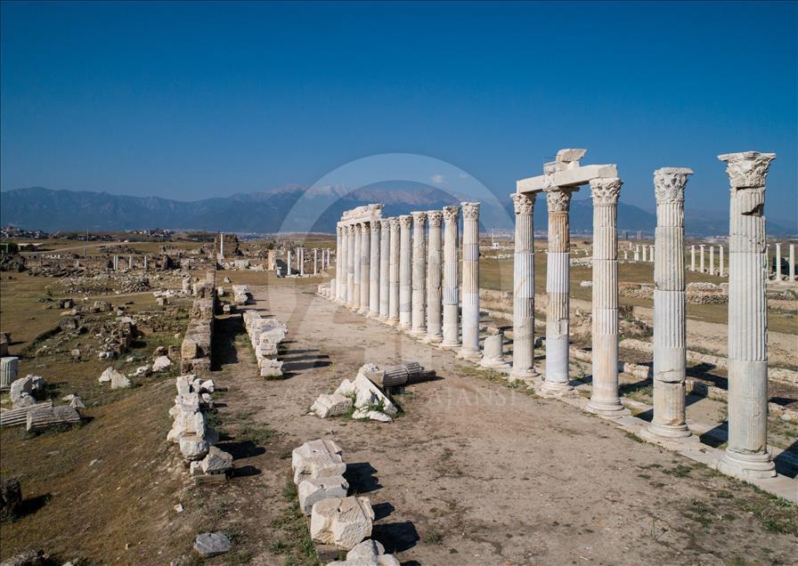 1800 yıllık localar önemli toplantılara ev sahipliği yapmış