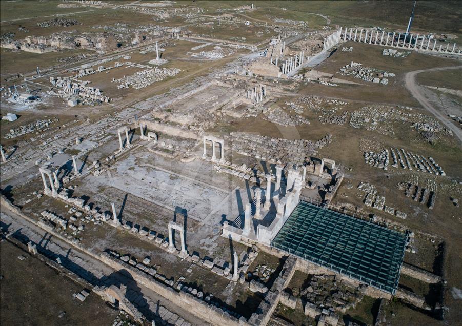 1800 yıllık localar önemli toplantılara ev sahipliği yapmış