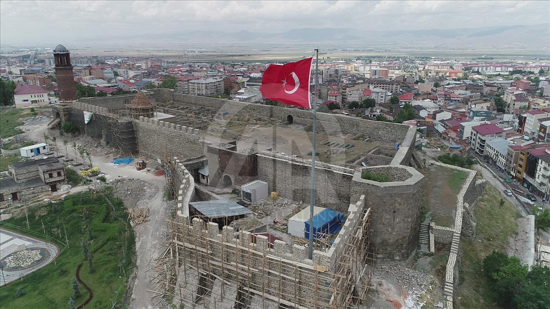 844 yıllık "Tepsi Minare" restore edilecek