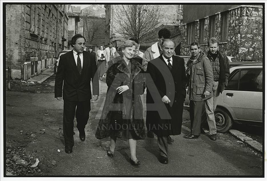 Bosnia marks 15th death anniversary of first president