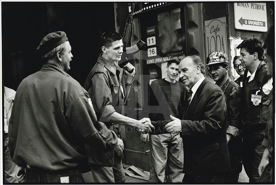 Bosnia marks 15th death anniversary of first president