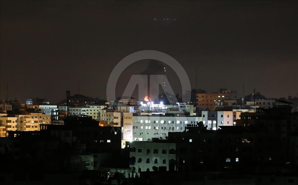 Армия Израиля нанесла удары по 150 объектам в Газе