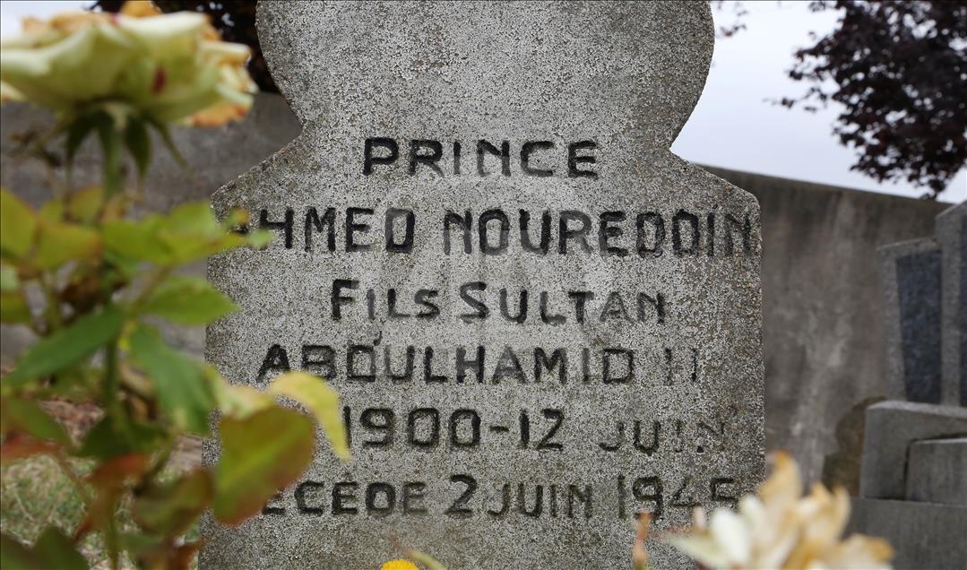 Paris'teki Osmanlı mezarları onarım bekliyor