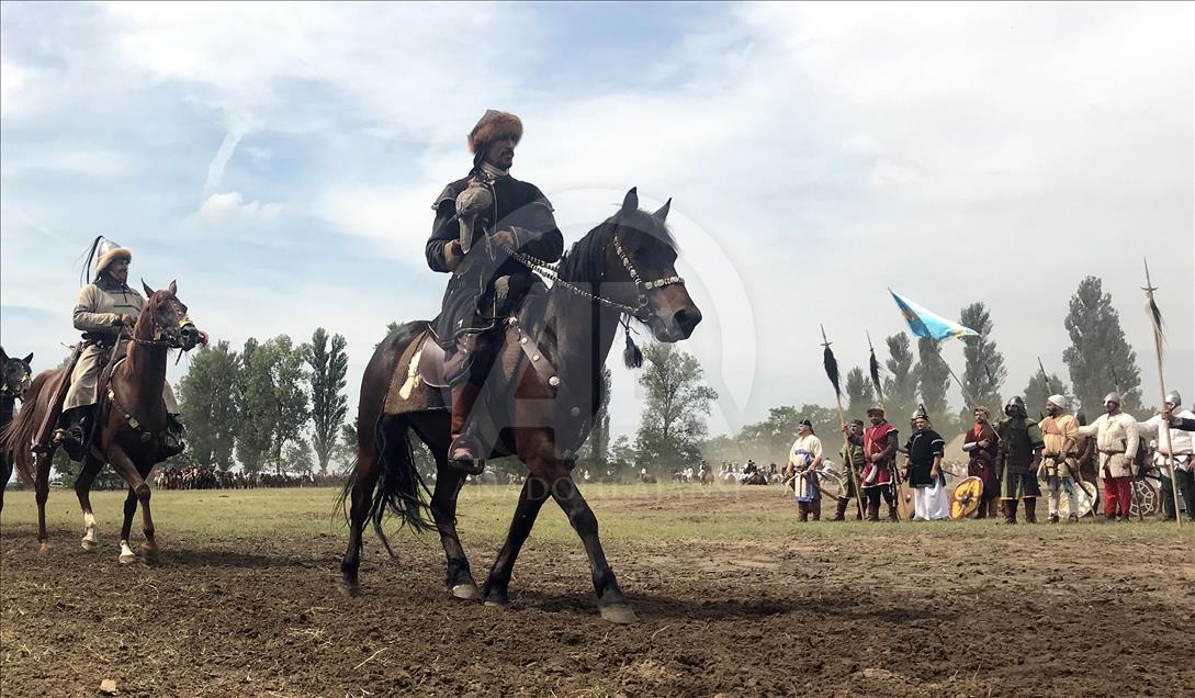 Türk kökenli milletler Macaristan'da bir araya geldi