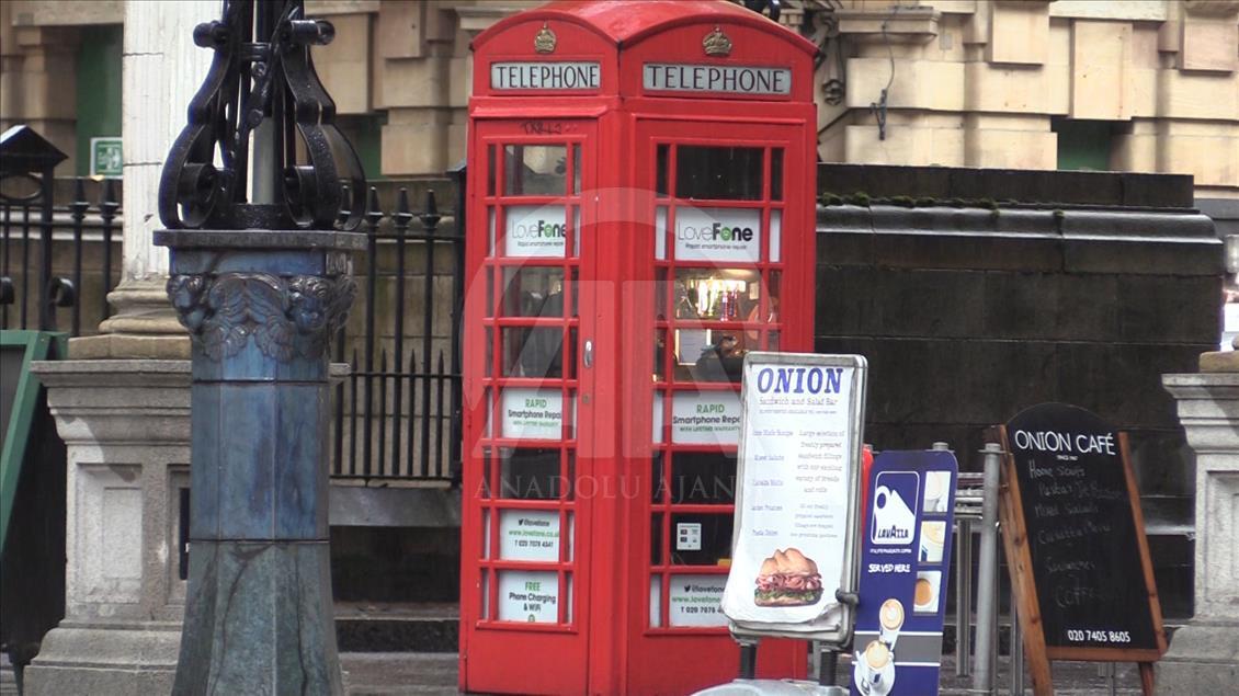 New uses for iconic Red English Telephone booths 