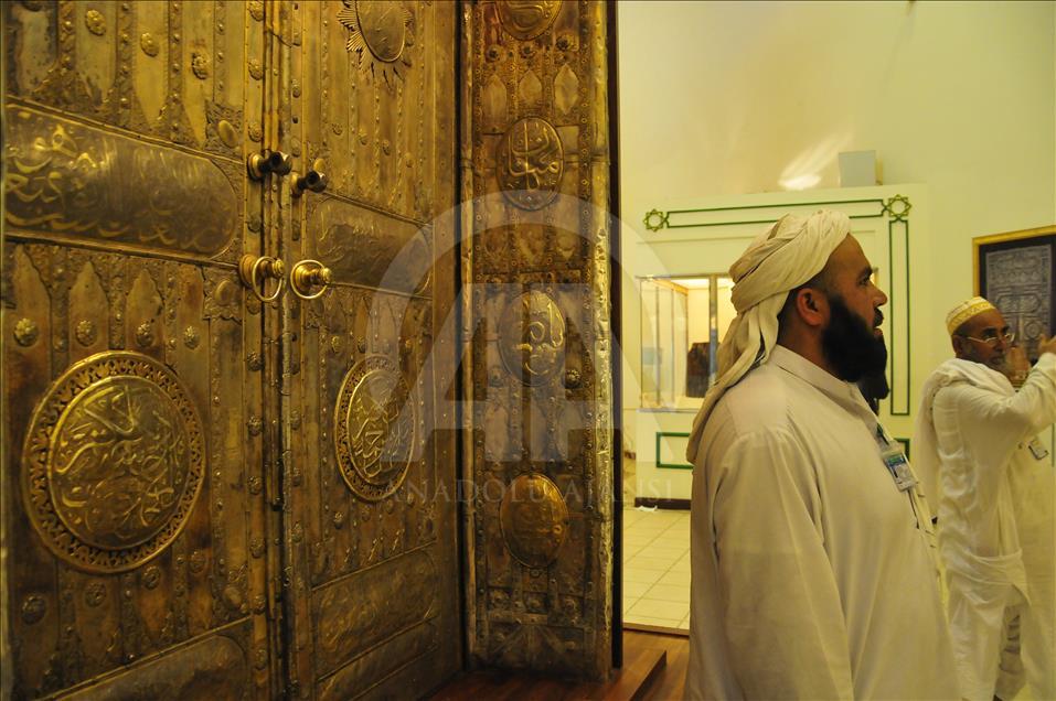 Kabe Sergi Salonununda Osmanlı eserleri