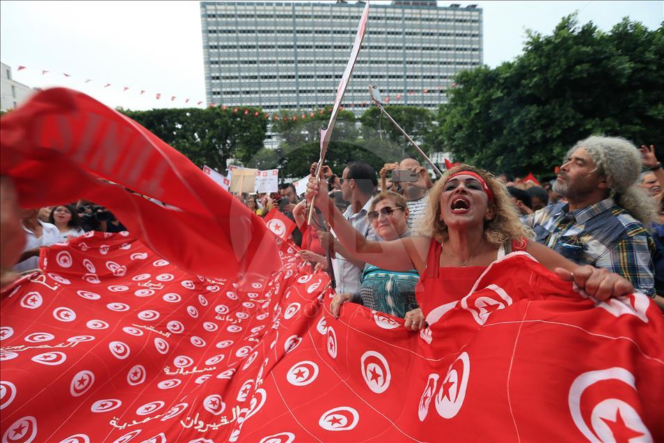 تظاهرات مردم تونس برای حمایت از حقوق زنان
