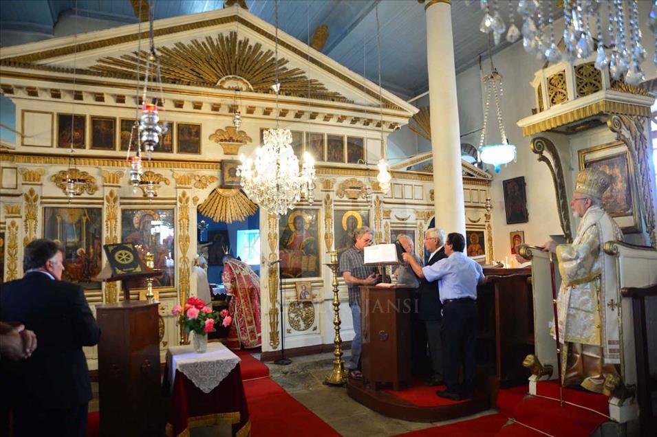 Cristianos ortodoxos celebran la asunción de la Virgen María en Turquía