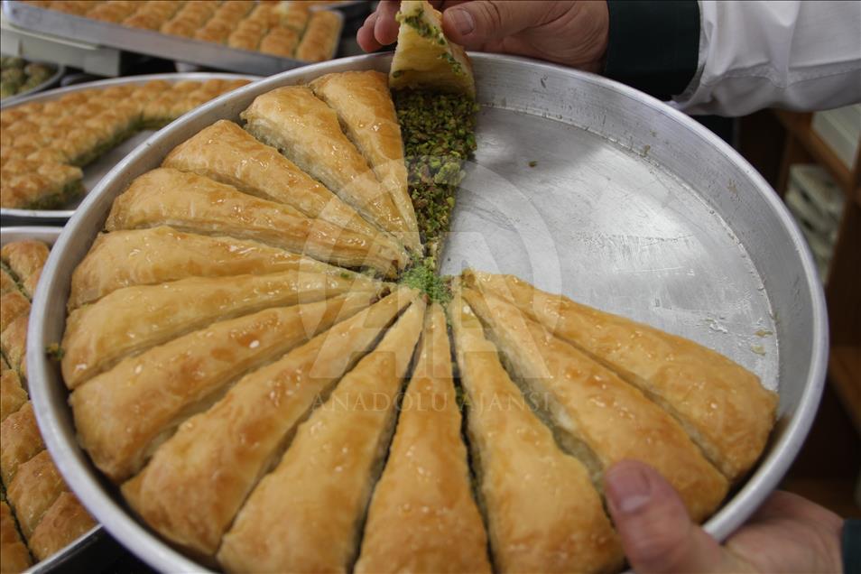 Gaziantepli baklavacılarda "bayram telaşı"