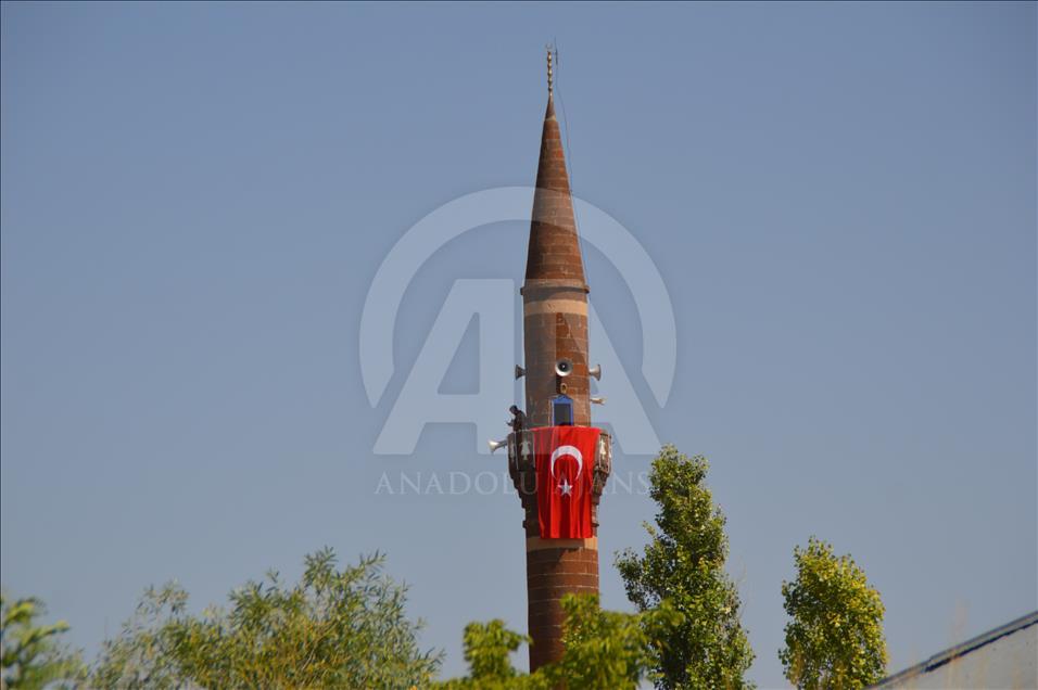 Şehitlerimizi uğurluyoruz