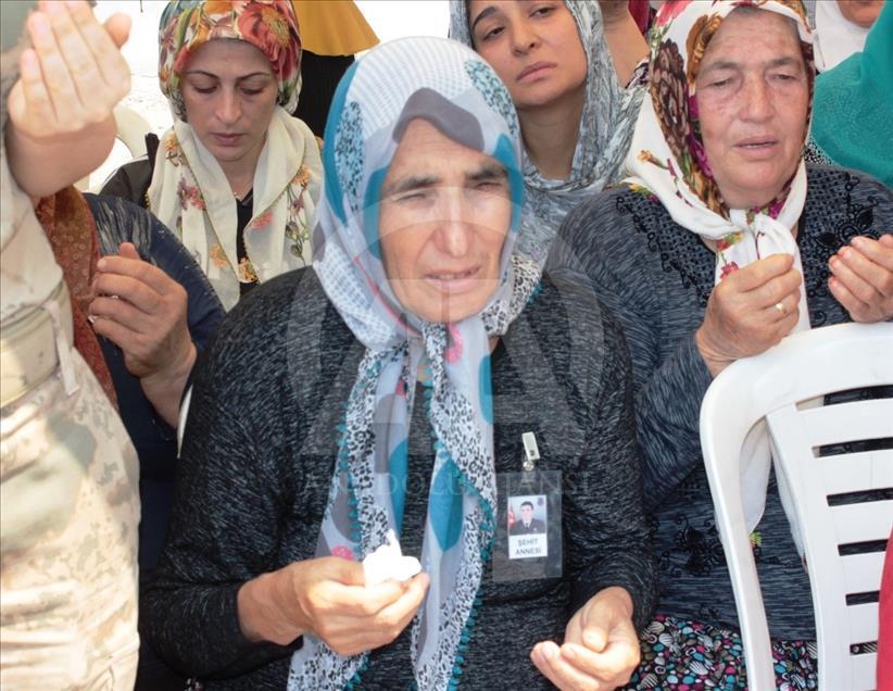 Şehitlerimizi uğurluyoruz