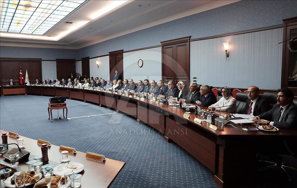 AK Parti MKYK toplantısı başladı