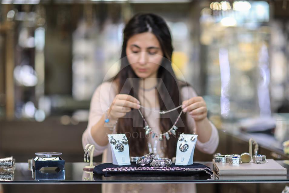 Urartu sanatı Erdal ustanın ellerinde hayat buluyor