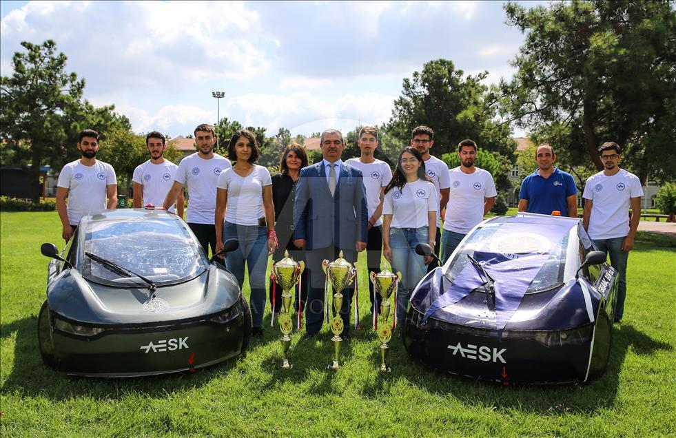 YTÜ öğrencilerinin "yerli ve milli otomobil" rüyası