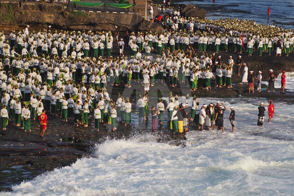 Tari Rejang massal di Tabanan pecahkan rekor MURI
