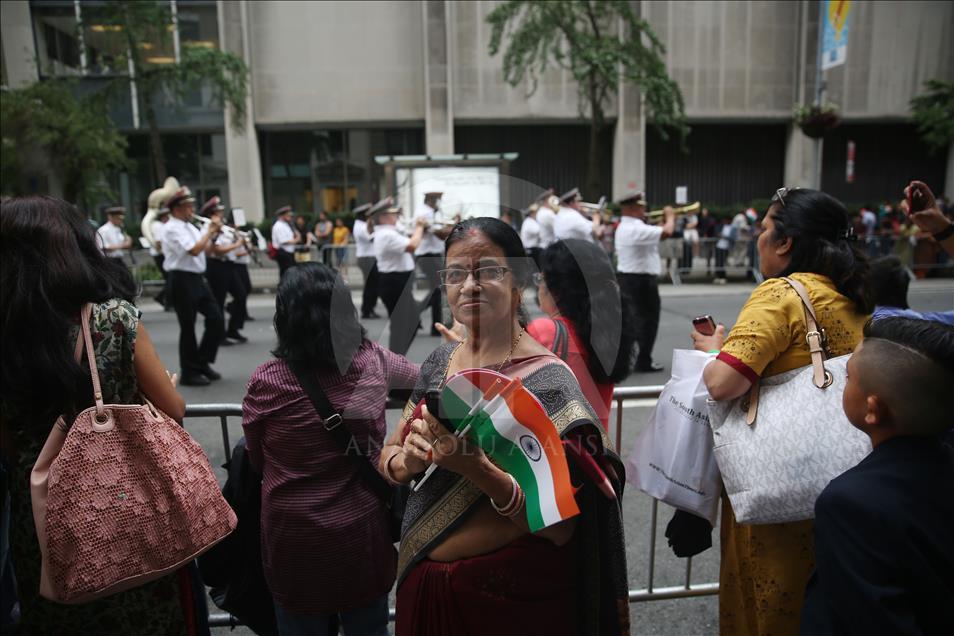 New York, shënohet me paradë përvjetori i pavarësisë së Indisë