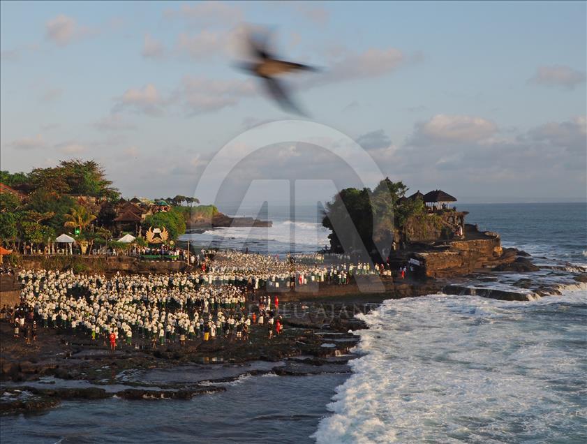 Tari Rejang massal di Tabanan pecahkan rekor MURI