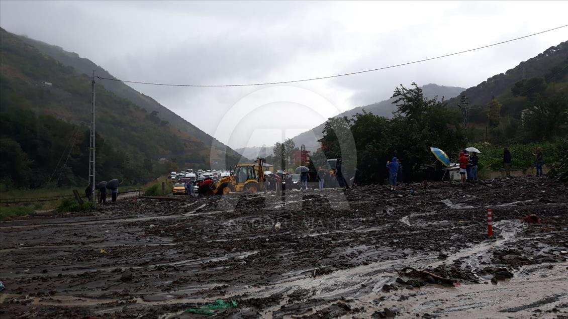 Trabzon'da şiddetli yağış