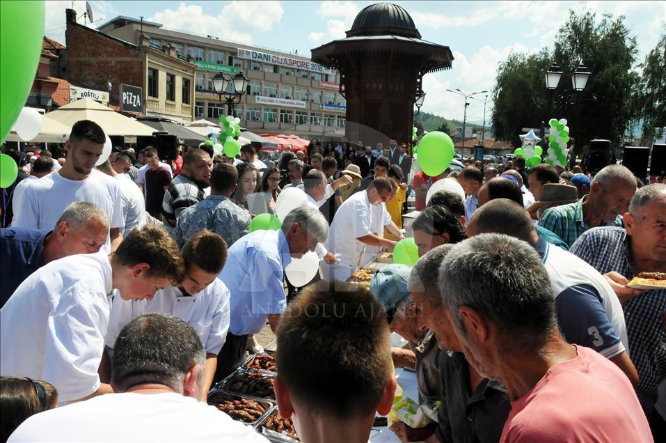 Sırbistan'da bayram sofrası kuruldu

