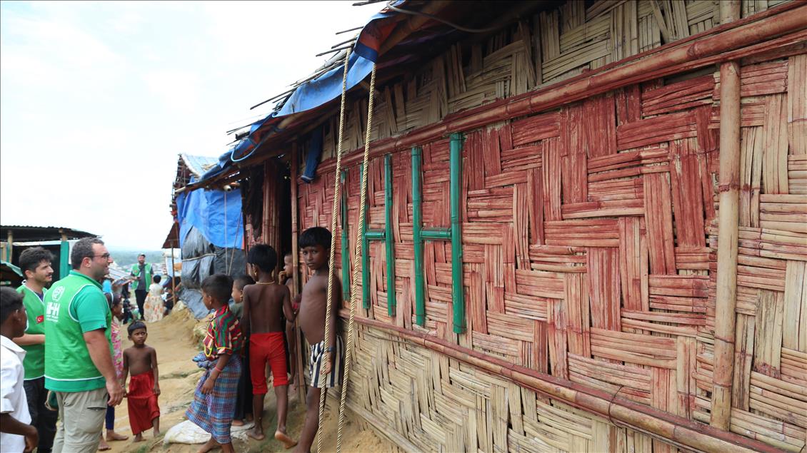 Cox's Bazar'da Türk kuruluşların yaptırdığı bambu evlerin sayısı artıyor