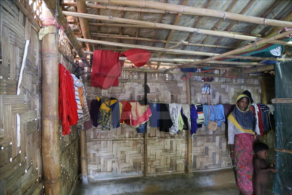 Cox's Bazar'da Türk kuruluşların yaptırdığı bambu evlerin sayısı artıyor