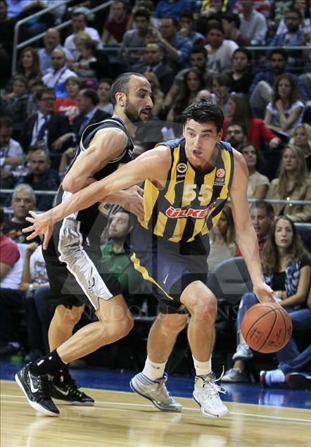 Algunos de los mejores momentos del basquetbolista argentino Emanuel Ginóbili