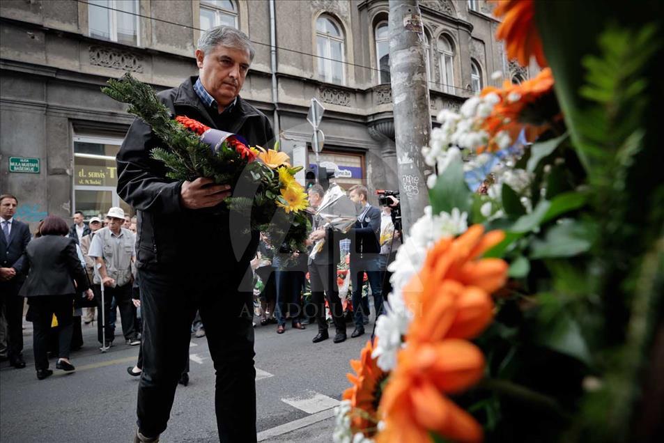 Bosnia conmemora la masacre de Markale en Sarajevo