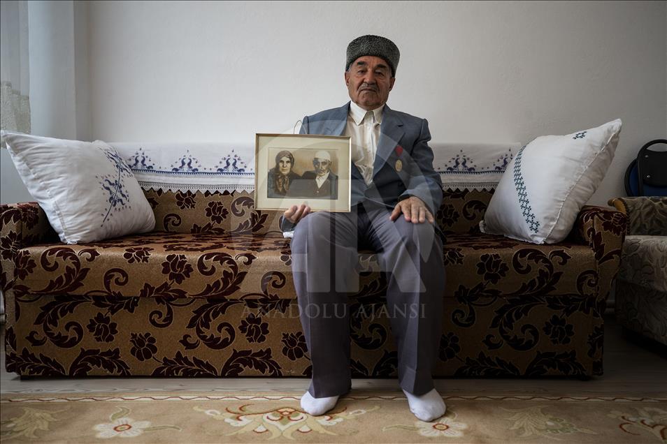 Babalarının ''Mirası''nı gururla göğüslerinde taşıyorlar
