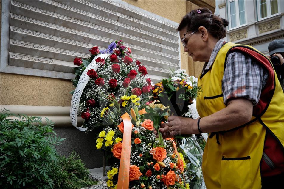 Bosnians commemorate Markale Massacre in Sarajevo