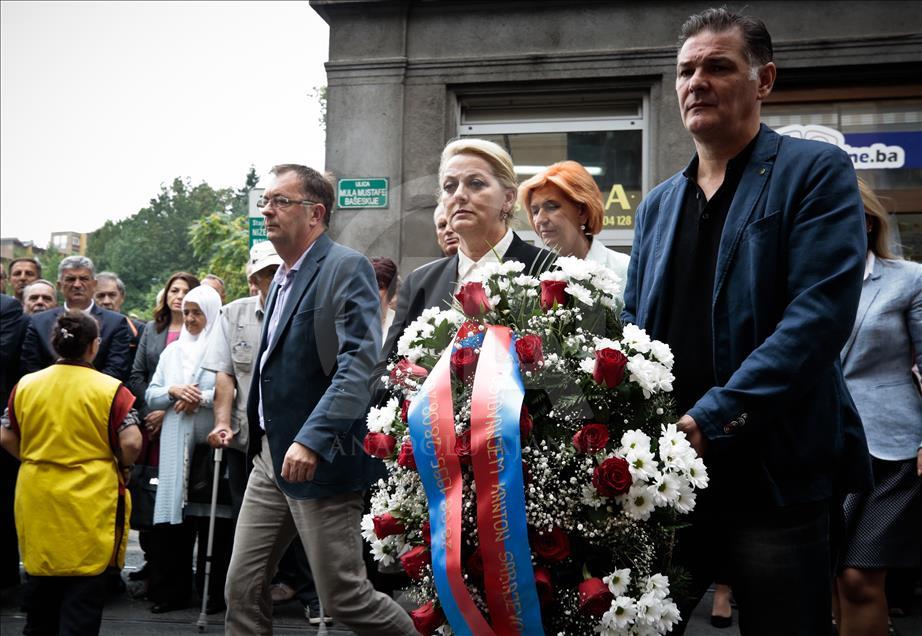 Bosnians commemorate Markale Massacre in Sarajevo
