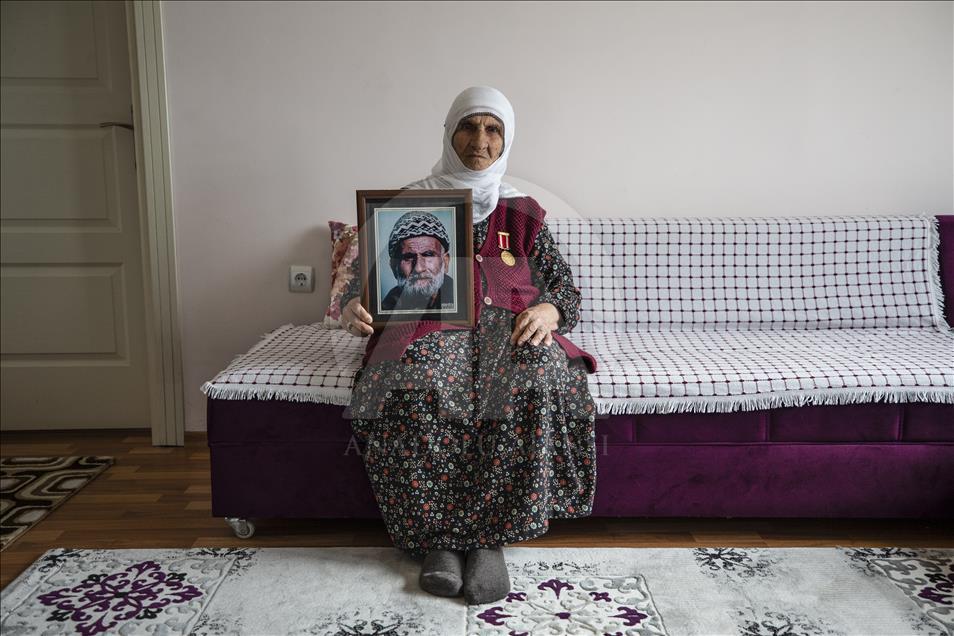 Babalarının ''Mirası''nı gururla göğüslerinde taşıyorlar
