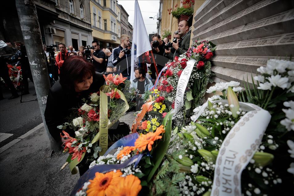 Bosnians Commemorate Markale Massacre In Sarajevo - Anadolu Ajansı