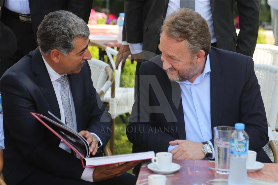 Palestina: Izetbegović obišao historijska mjesta u Ramallahu i probao palestinska jela