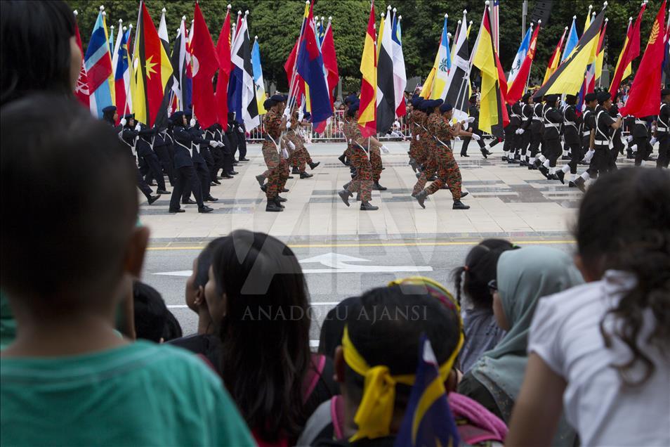 Parade Hari Kemerdekaan Malaysia
