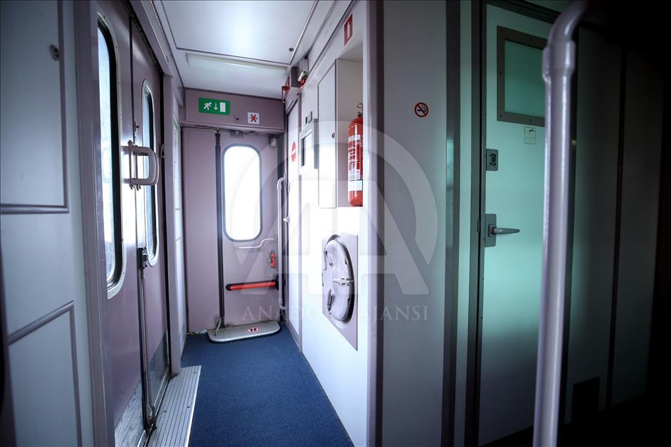 Hotel con concepto de tren en Bruselas