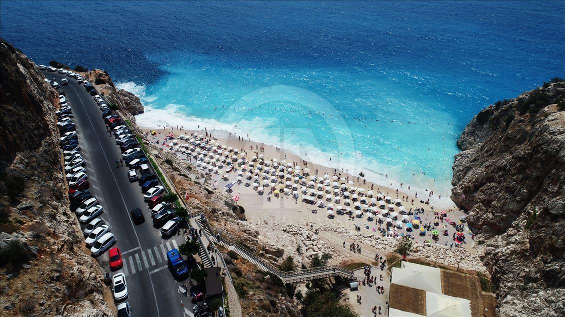 Turska: Plaža Kaputaš mami uzdahe romantičnim tirkiznim prizorom