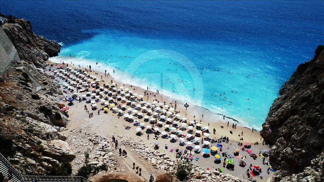 Turska: Plaža Kaputaš mami uzdahe romantičnim tirkiznim prizorom