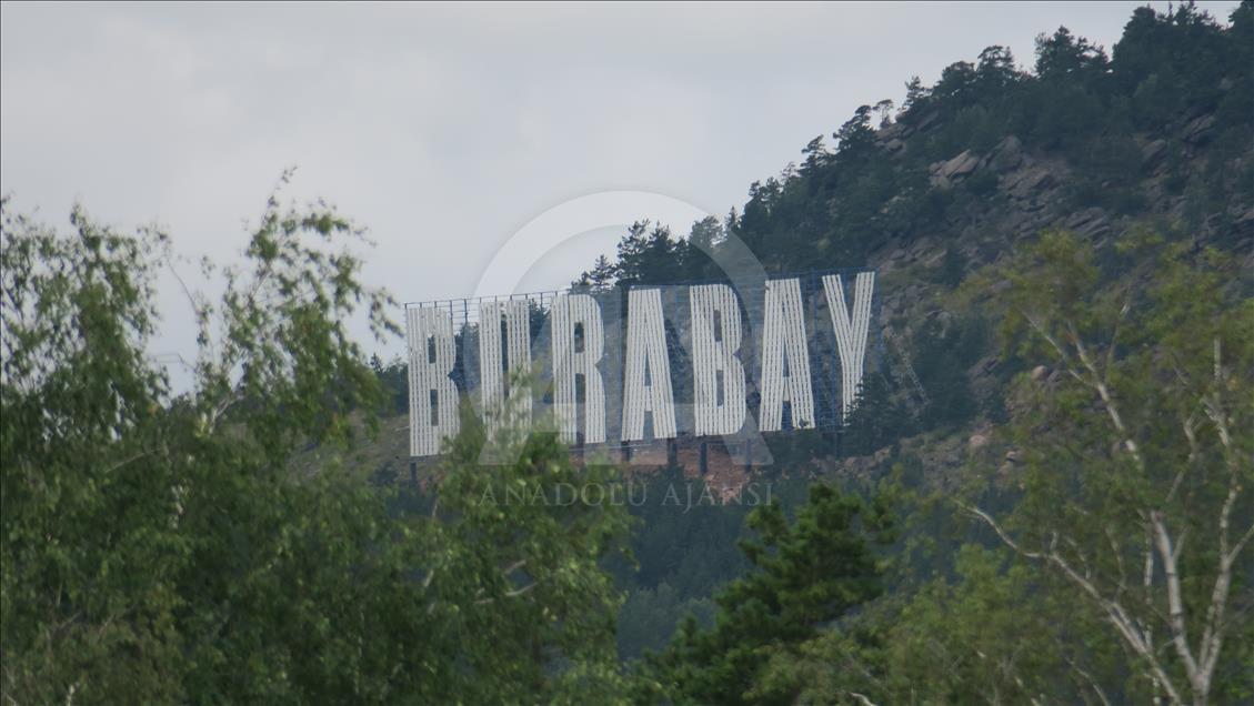Kazakistan'ın tatil merkezi Burabay'a turist ilgisi artıyor