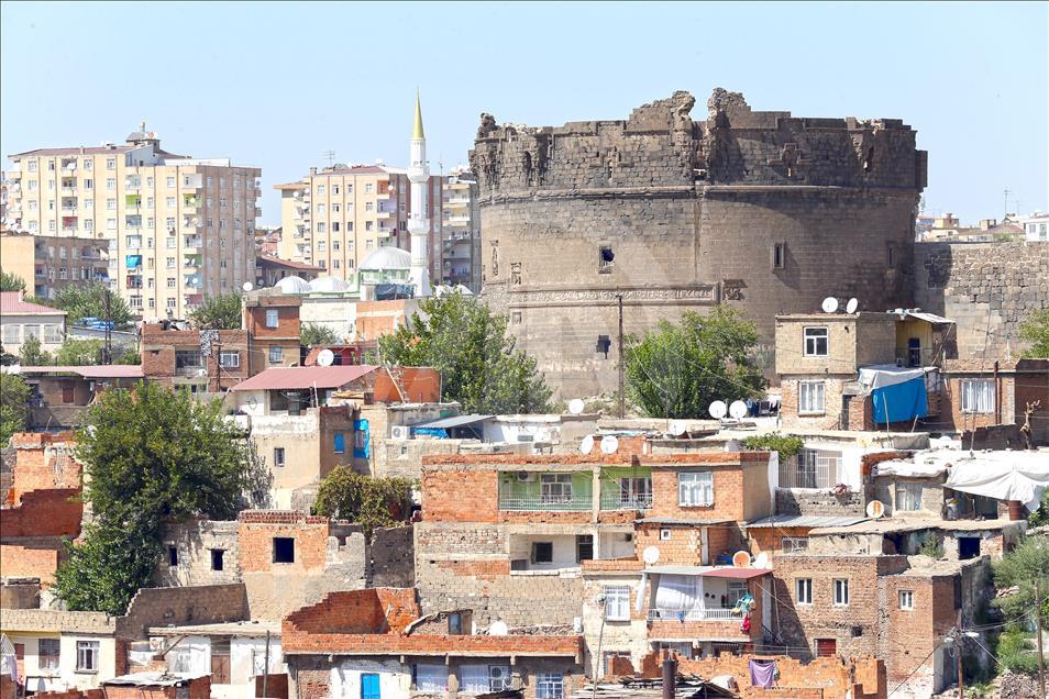 Tarihi yapıların asırlık yolculuğu aynı kadrajdan görüntülendi