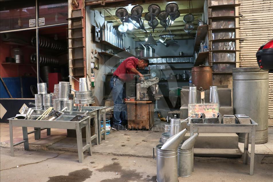 Esnaf gelenek ve görenekleri "Yanık Çarşı"da yaşatıyor